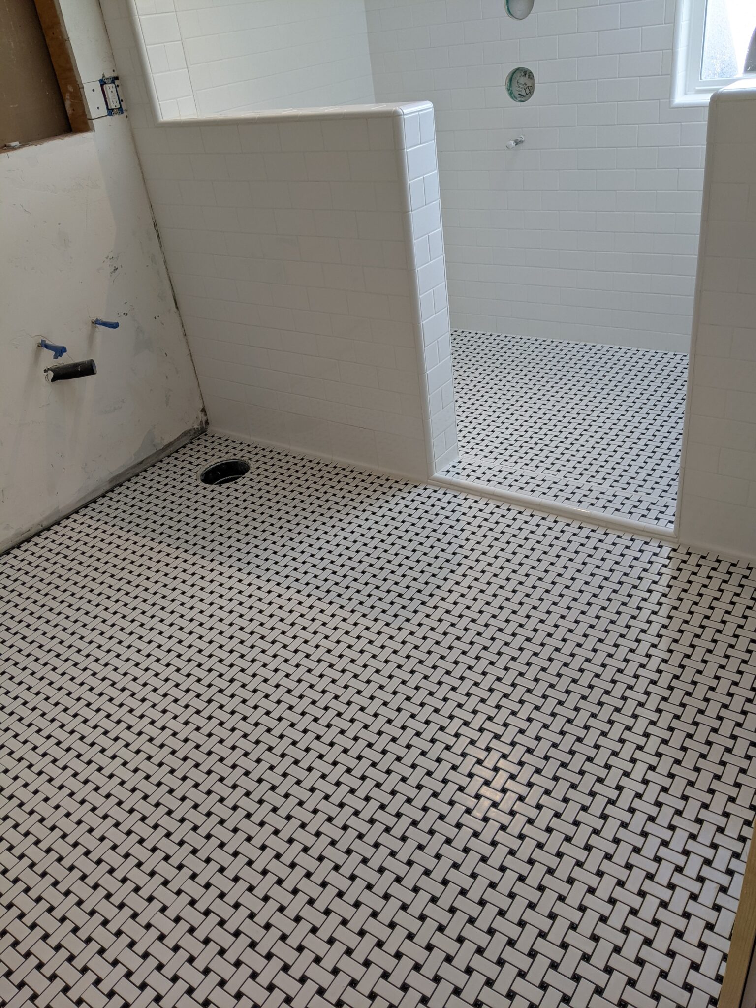 3×6 subway tile shower – bathroom floor